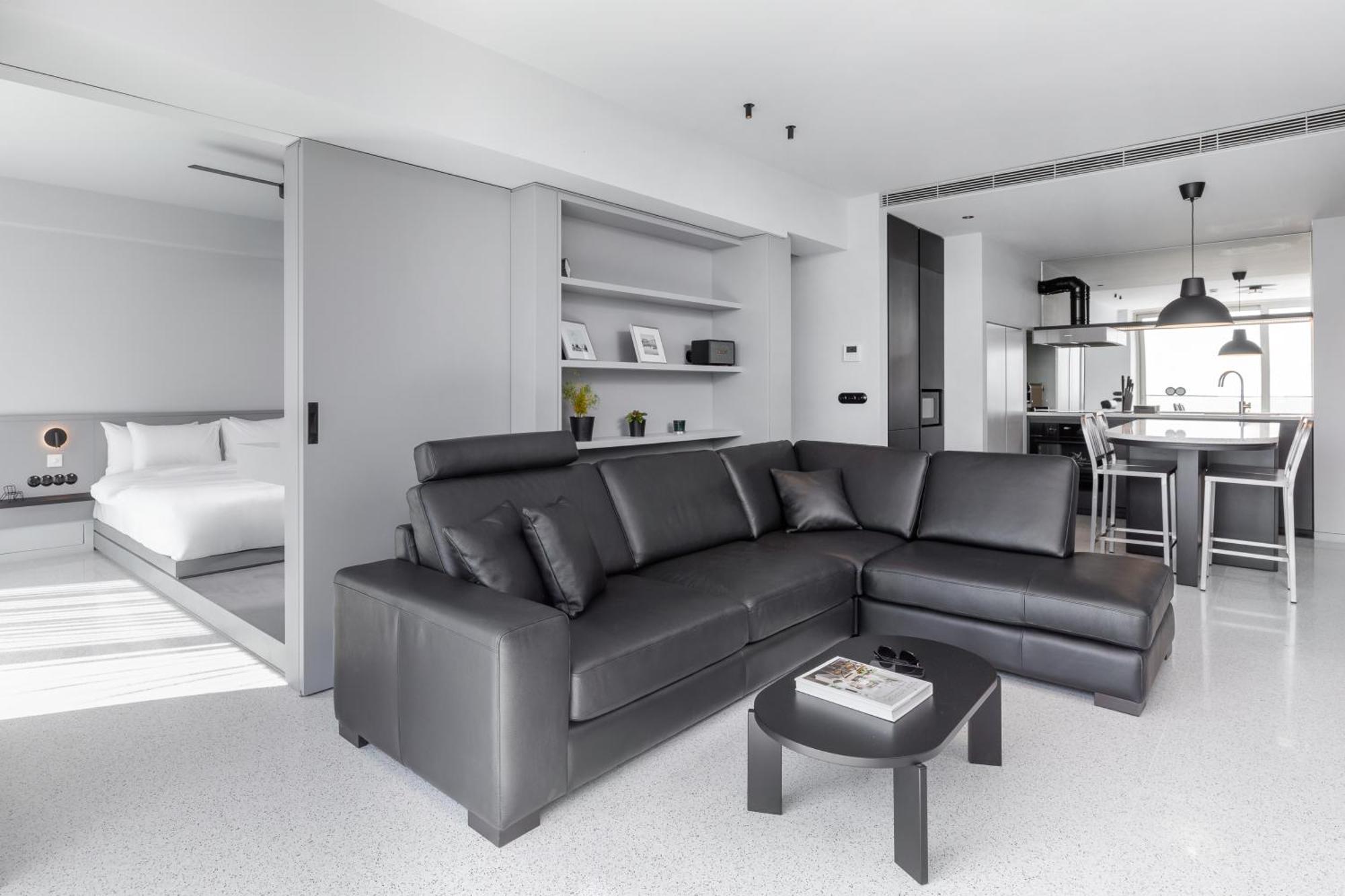 Nero Luxury Suites By Zennova Солун Екстериор снимка