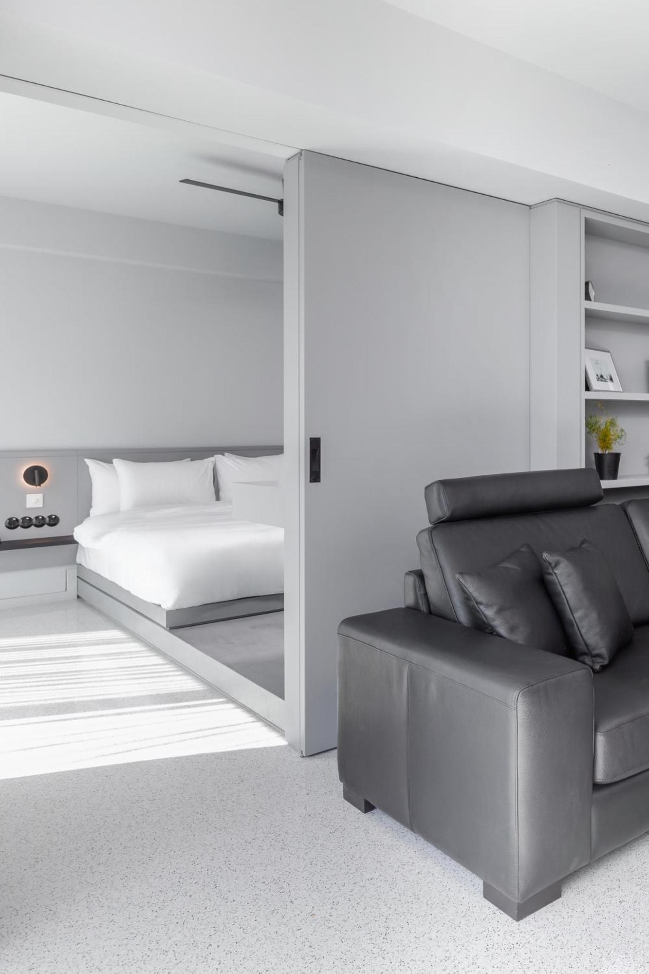 Nero Luxury Suites By Zennova Солун Екстериор снимка