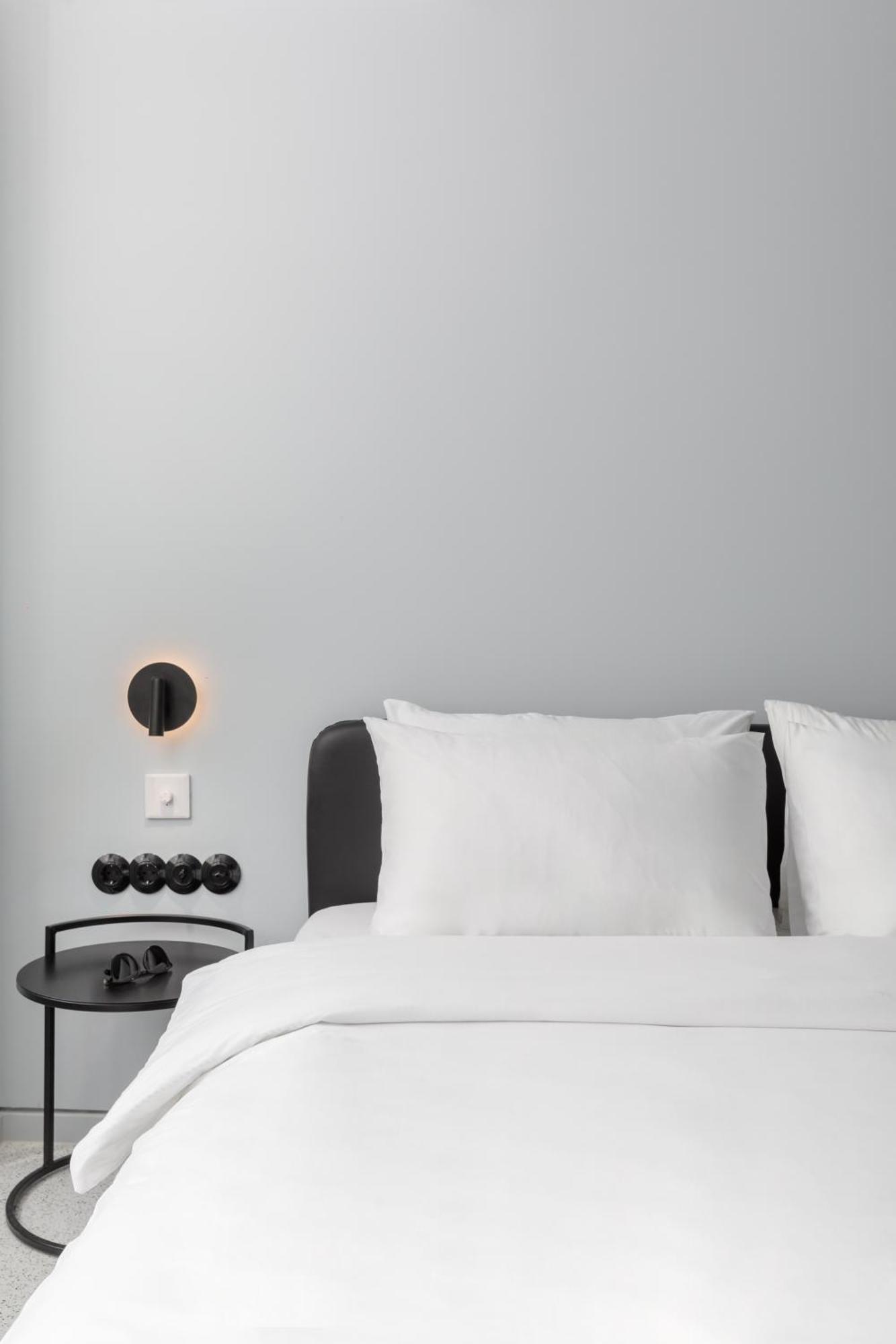Nero Luxury Suites By Zennova Солун Екстериор снимка